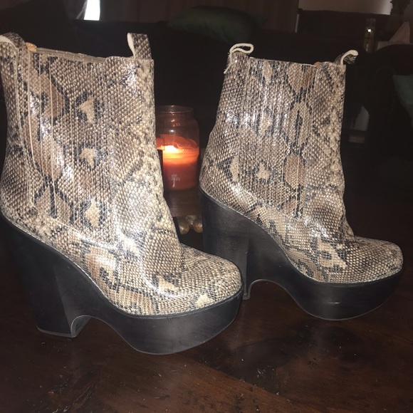 JEFFREY CAMPBELL platform python boot - Picture 3 of 5